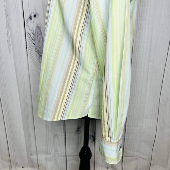 Pendleton Womens Sz 10P Petite Button Up Shirt Non Iron Shaped Fit Multicolor - Picture 8 of 11